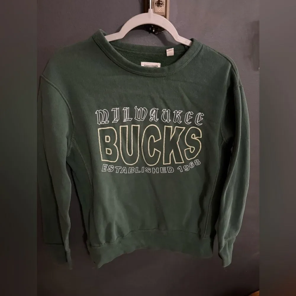 NBA Tailgate Milwaukee Bucks Crewneck Sweatshirt Men's Size Small